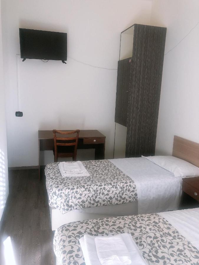 New Family Inn Pero Dış mekan fotoğraf